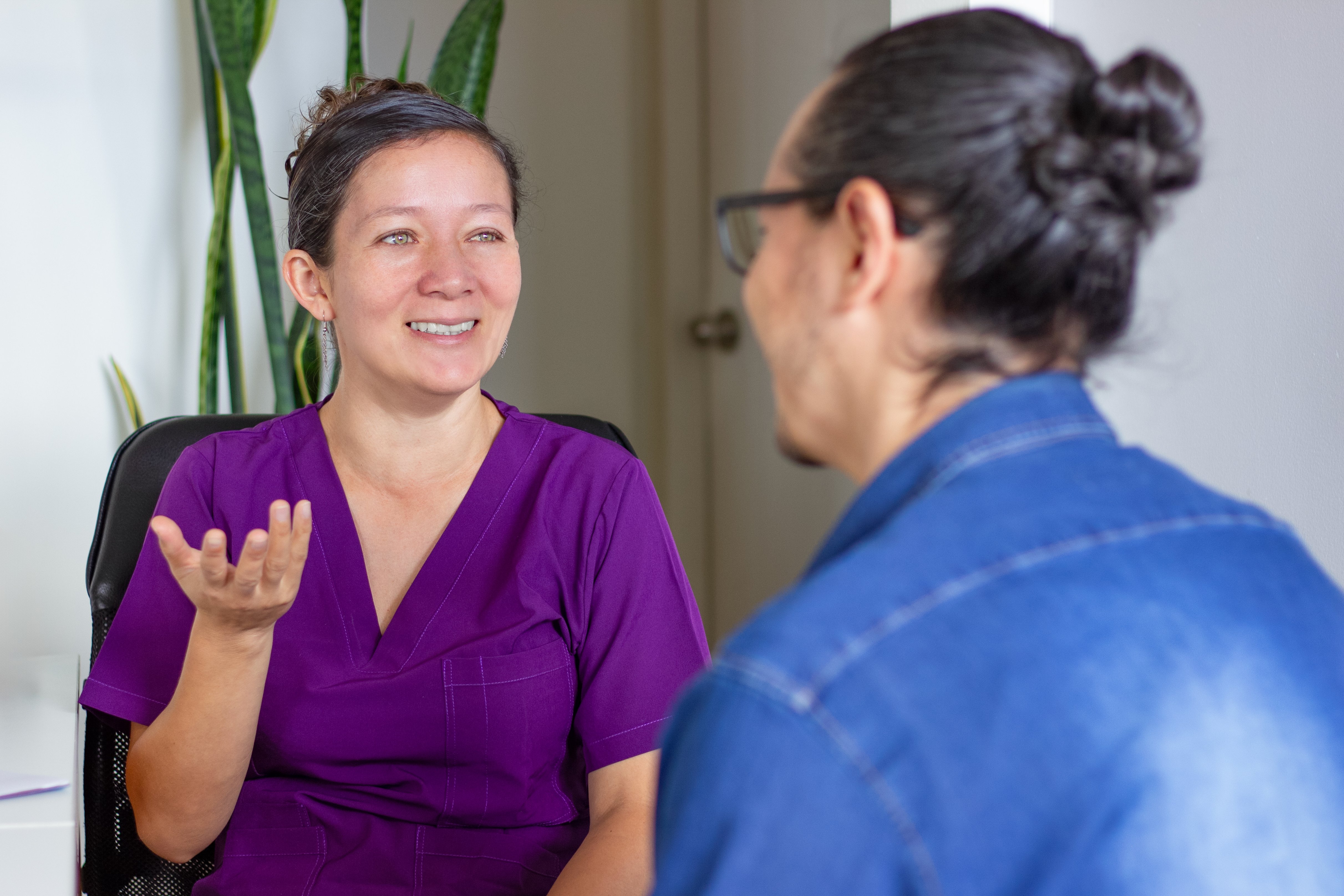 Tips for massage therapists to upsell products to patients after a massage session