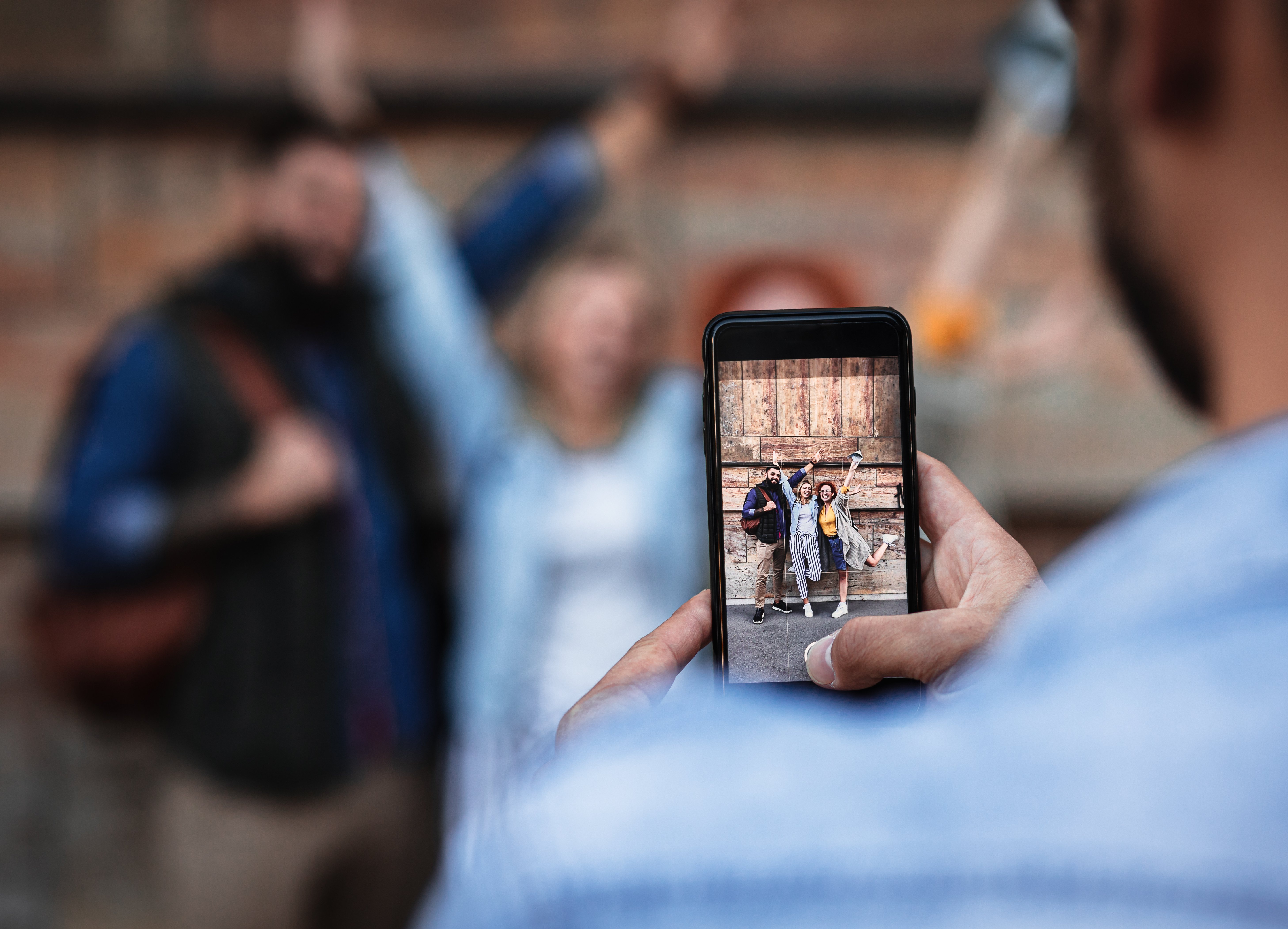 group-of-tourists-enjoying-on-vacation-young-man-2025-01-29-08-13-16-utc